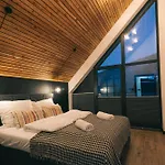 Apartment Zielona 9 *
