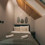 Zielona 9 *